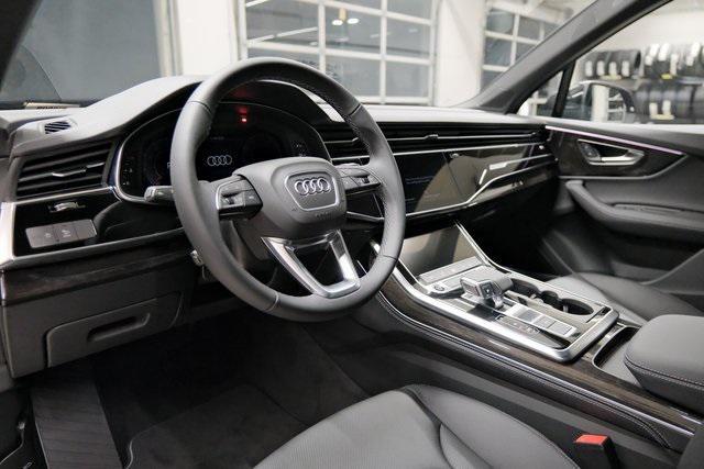 new 2025 Audi Q7 car, priced at $77,750