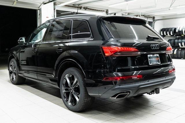 new 2025 Audi Q7 car, priced at $77,750