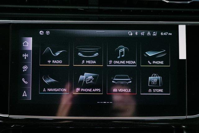 new 2025 Audi Q7 car, priced at $85,700