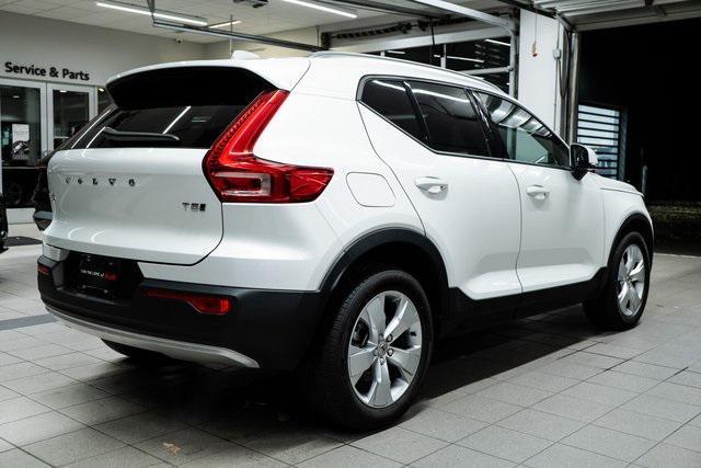 used 2021 Volvo XC40 car, priced at $22,995