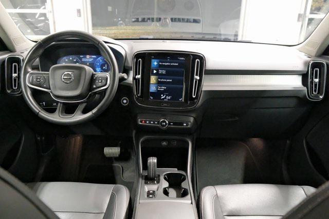 used 2021 Volvo XC40 car, priced at $22,995