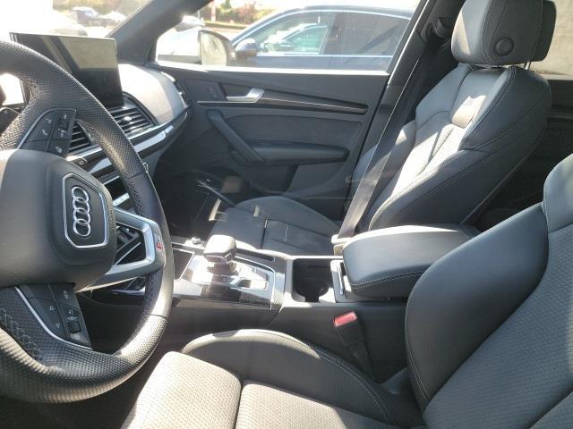 used 2022 Audi SQ5 car, priced at $37,991