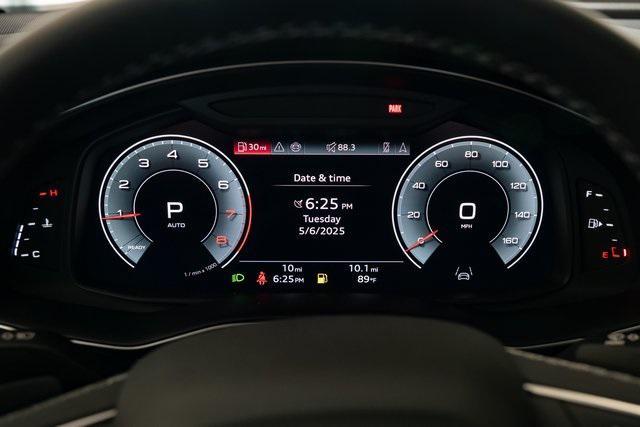 new 2025 Audi Q7 car, priced at $85,700