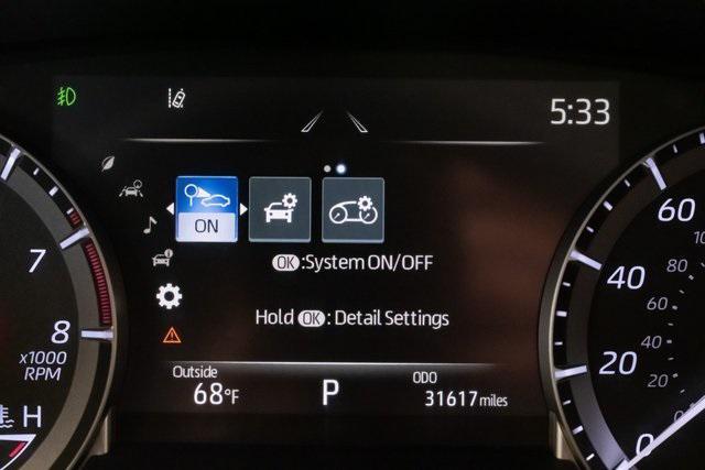 used 2022 Toyota Highlander car, priced at $39,999