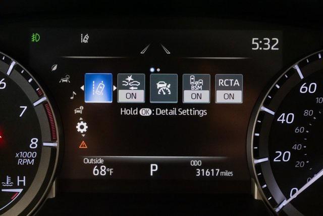 used 2022 Toyota Highlander car, priced at $39,999