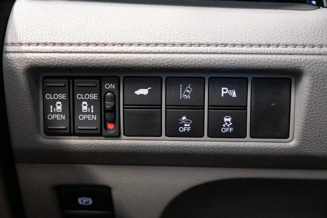 used 2019 Honda Odyssey car, priced at $33,393