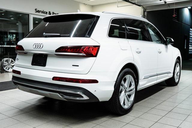 used 2024 Audi Q7 car, priced at $59,115