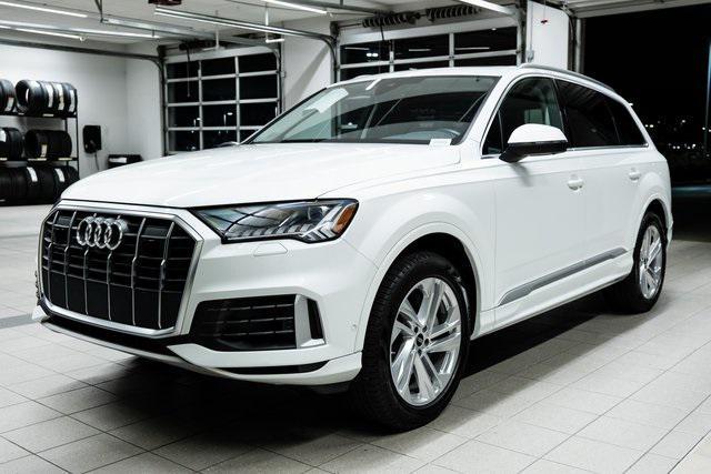 used 2024 Audi Q7 car, priced at $59,115