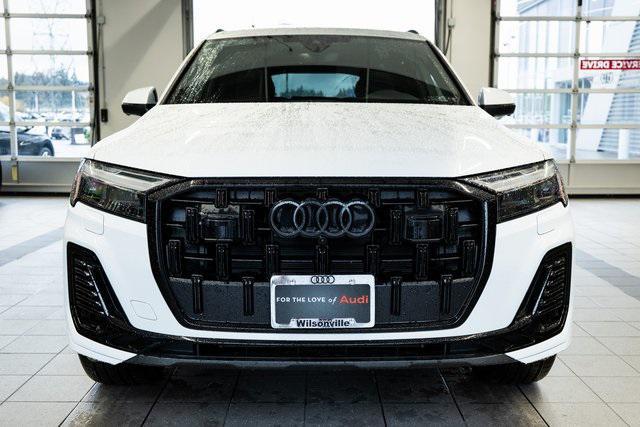 new 2025 Audi Q7 car, priced at $71,455