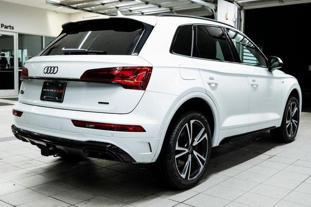 new 2025 Audi Q5 car, priced at $61,035