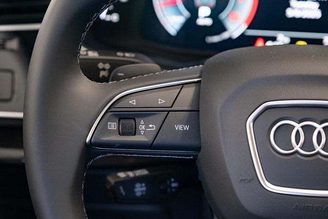 new 2025 Audi Q7 car, priced at $84,260