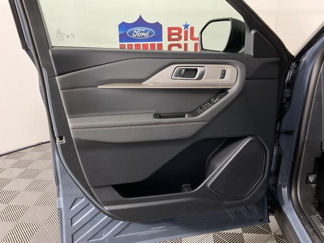 new 2025 Ford Explorer car, priced at $44,524