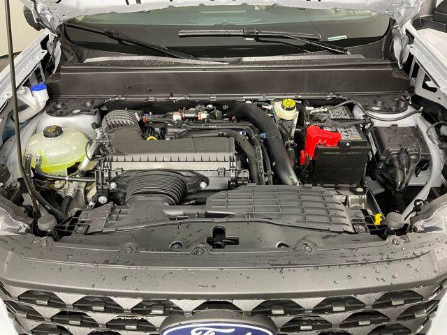 new 2025 Ford Maverick car, priced at $33,906