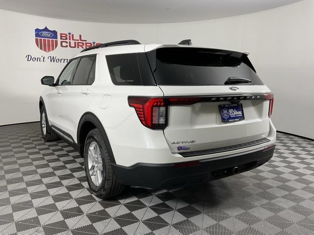 new 2025 Ford Explorer car, priced at $39,900