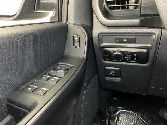new 2025 Ford F-150 car, priced at $42,101