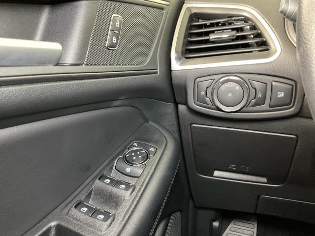 used 2024 Ford Edge car, priced at $26,138