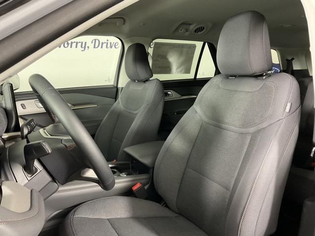 new 2025 Ford Explorer car, priced at $35,413