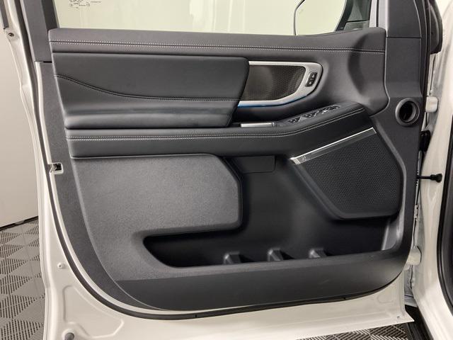 new 2025 Ford Expedition Max car, priced at $88,725