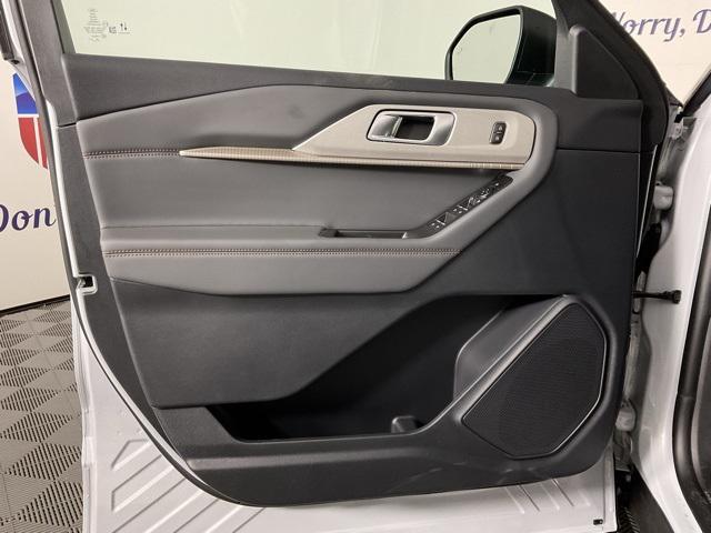 new 2026 Ford Explorer car, priced at $40,905