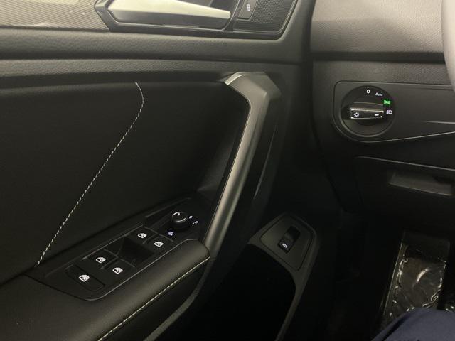used 2022 Volkswagen Tiguan car, priced at $18,762