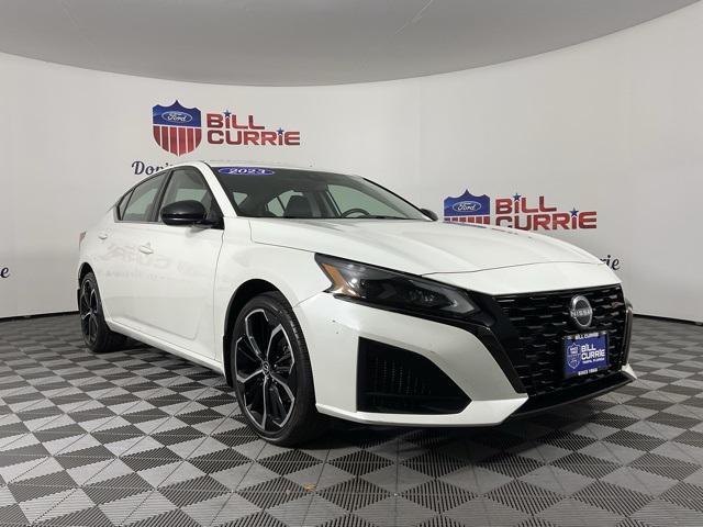 used 2023 Nissan Altima car, priced at $25,913