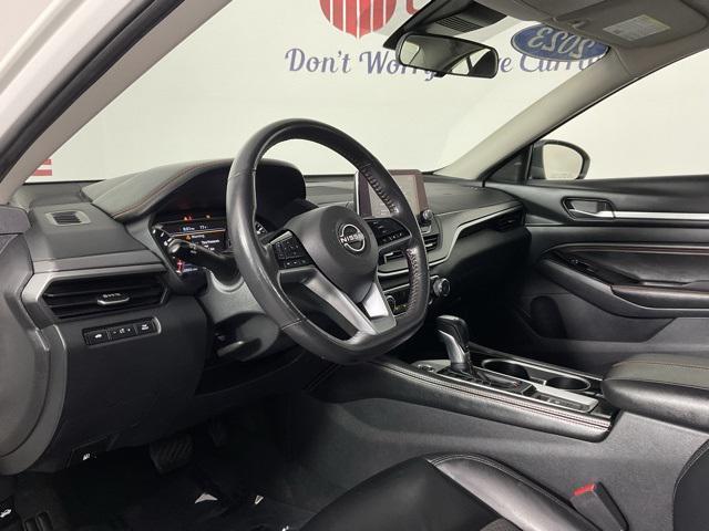 used 2023 Nissan Altima car, priced at $25,913