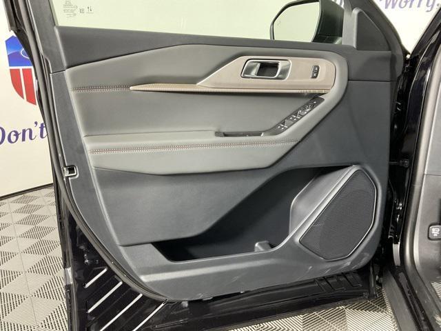 new 2025 Ford Explorer car, priced at $38,483