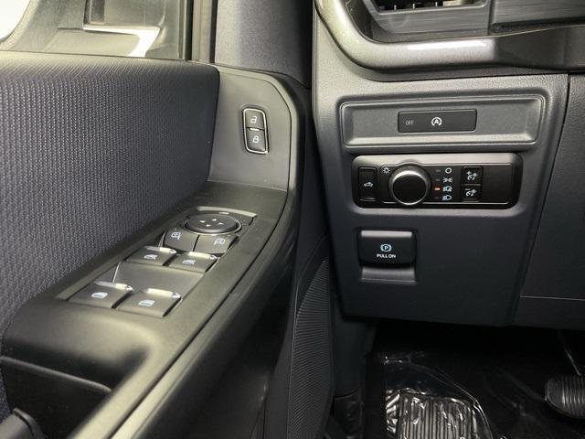new 2025 Ford F-150 car, priced at $42,654