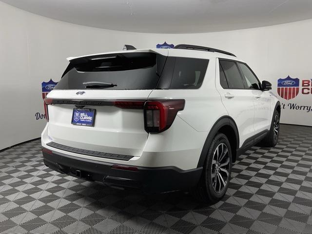new 2025 Ford Explorer car, priced at $45,421