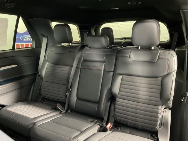 new 2025 Ford Explorer car, priced at $45,421