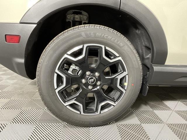 new 2025 Ford Bronco Sport car, priced at $33,066