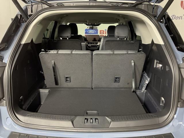 new 2025 Ford Explorer car, priced at $37,068
