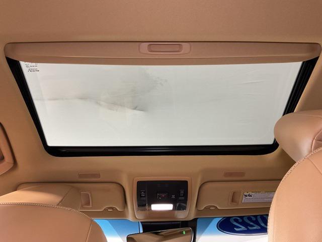 used 2022 Lexus ES 350 car, priced at $32,995