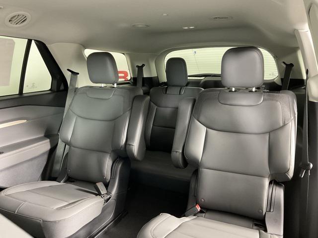 new 2025 Ford Explorer car, priced at $42,394
