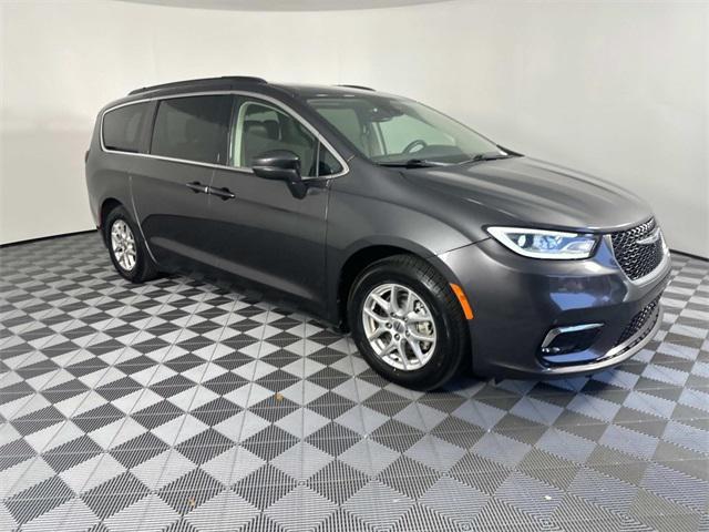 used 2022 Chrysler Pacifica car, priced at $23,912