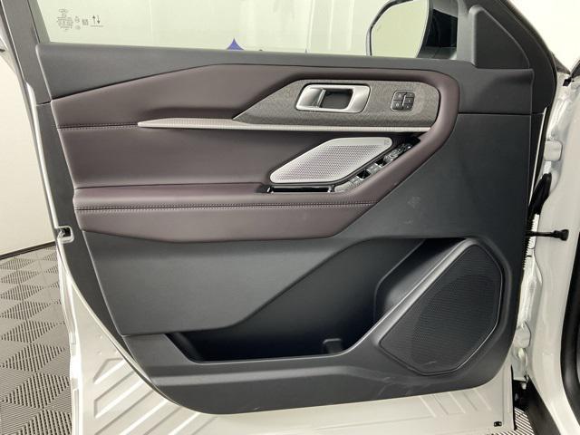 new 2025 Ford Explorer car, priced at $47,463