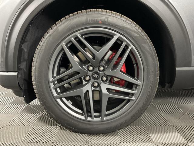 new 2025 Ford Explorer car, priced at $52,947