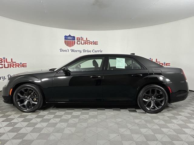 used 2022 Chrysler 300 car, priced at $27,013