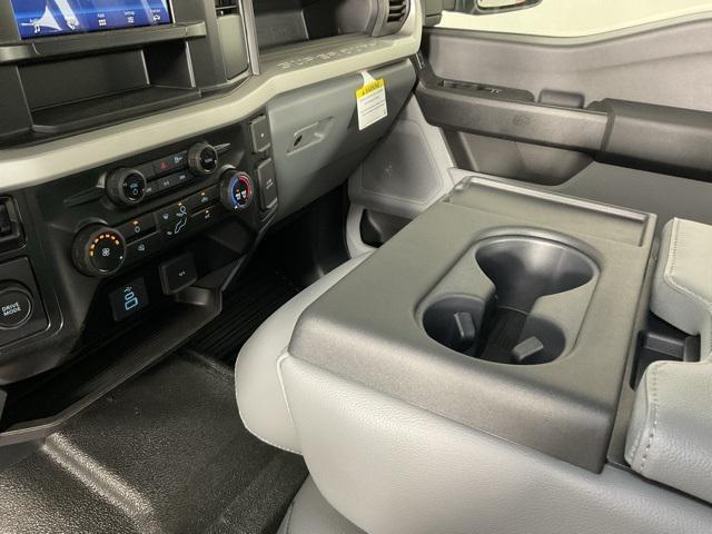 new 2025 Ford F-250 car, priced at $47,130