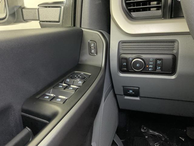 new 2025 Ford F-250 car, priced at $52,612