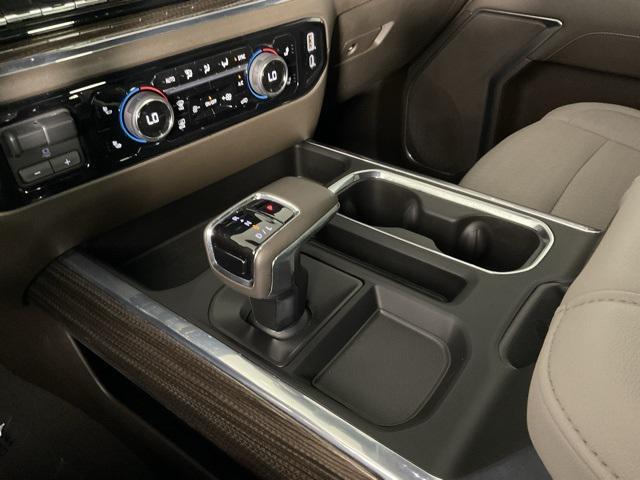 used 2024 Chevrolet Silverado 1500 car, priced at $35,989