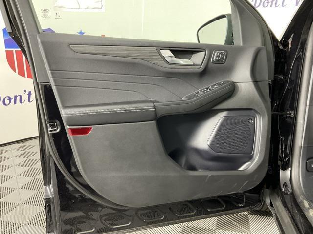 new 2024 Ford Escape PHEV car, priced at $36,995