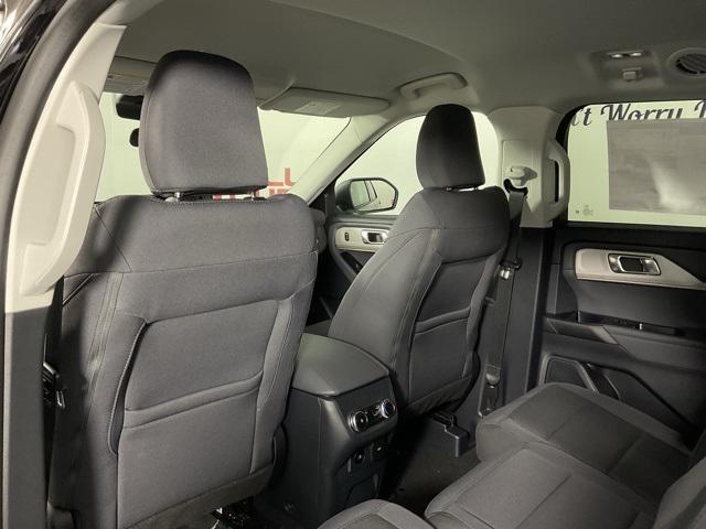 new 2025 Ford Explorer car, priced at $33,989