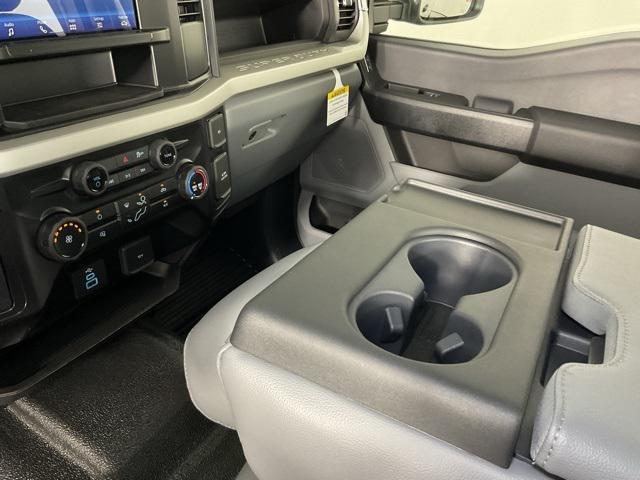 new 2025 Ford F-250 car, priced at $44,139