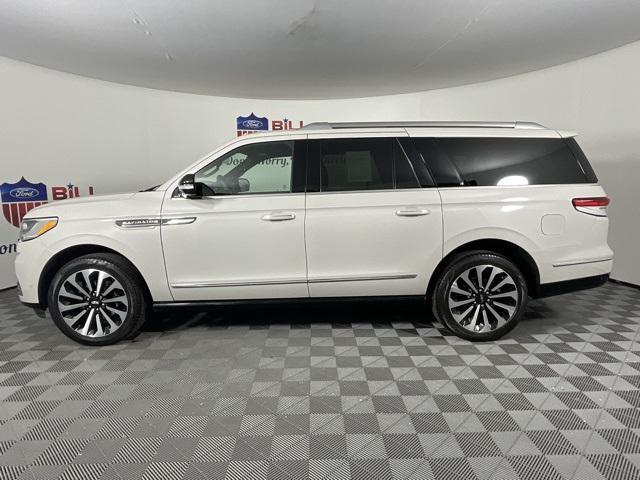 used 2022 Lincoln Navigator car, priced at $64,981