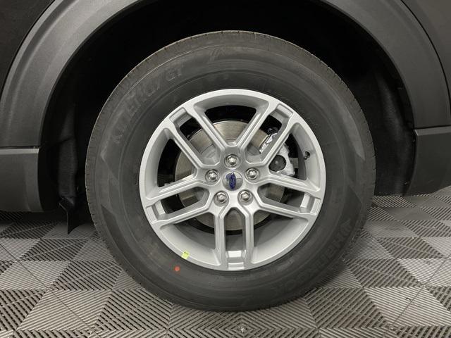new 2025 Ford Explorer car, priced at $33,318