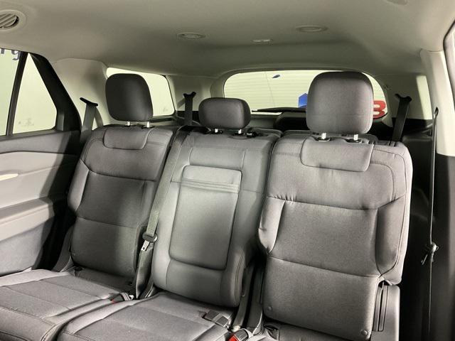 new 2025 Ford Explorer car, priced at $33,318