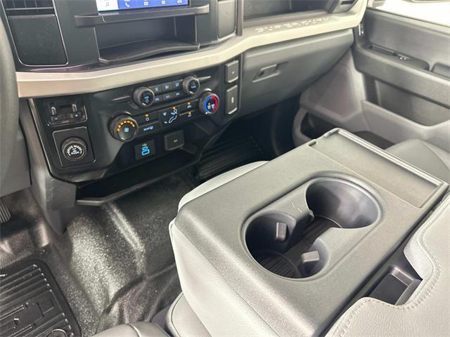 new 2024 Ford F-350 car, priced at $47,667