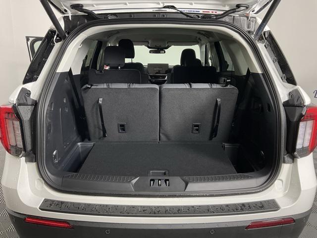new 2025 Ford Explorer car, priced at $39,223