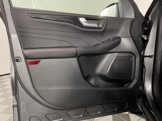 new 2025 Ford Escape car, priced at $27,604